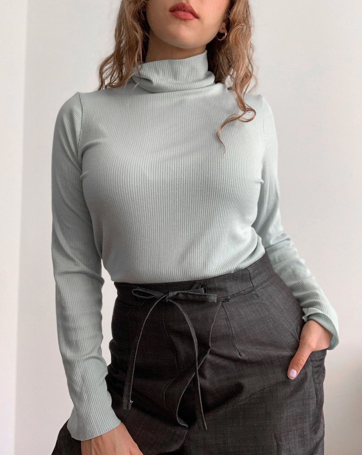 Ribbed Tencel longsleeve turtlenecks in the colour mint.