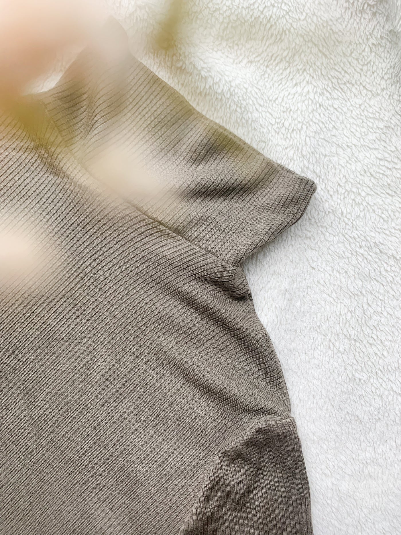 Tencel™ Ribbed Longsleeve Turtleneck - Olive